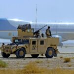 Die USA beenden ihre jahrelange Präsenz in Irak. Auch die Al Asad Airbase, auf der 2007 beim Besuch von Präsident George W. Bush dieses Foto entstand, wird von den US_Amerikanern geräuumt.
