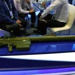 Das Werba (9K333) ist ein russisches tragbares Luftverteidigungssystem (MANPADS), das für den Einsatz gegen niedrig fliegende Flugzeuge, Hubschrauber, Drohnen und Marschflugkörper entwickelt wurde.