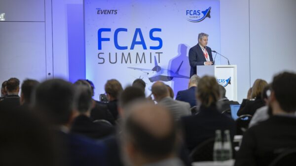 Dr.-Ing. Thomas Bierhoff, Chief Technology Officer, Public Sector & Defence Industry bei Eviden Germany, berichtete beim FCAS Summit von cpm über die Erfahrungen seines Unternehmens mit der Organisation von militärischen Drohnenschwärmen.