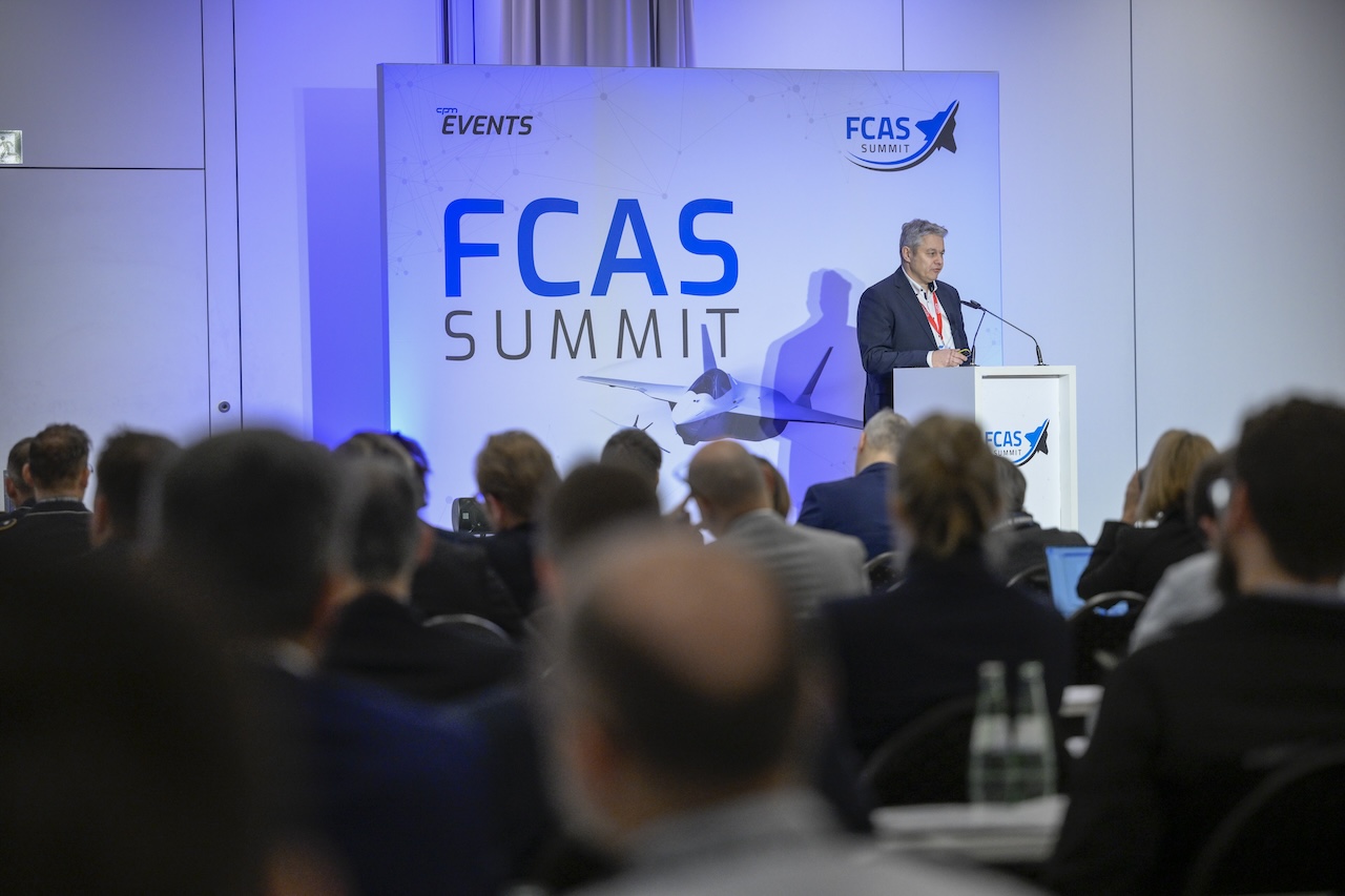 Dr.-Ing. Thomas Bierhoff, Chief Technology Officer, Public Sector & Defence Industry bei Eviden Germany, berichtete beim FCAS Summit von cpm über die Erfahrungen seines Unternehmens mit der Organisation von militärischen Drohnenschwärmen.