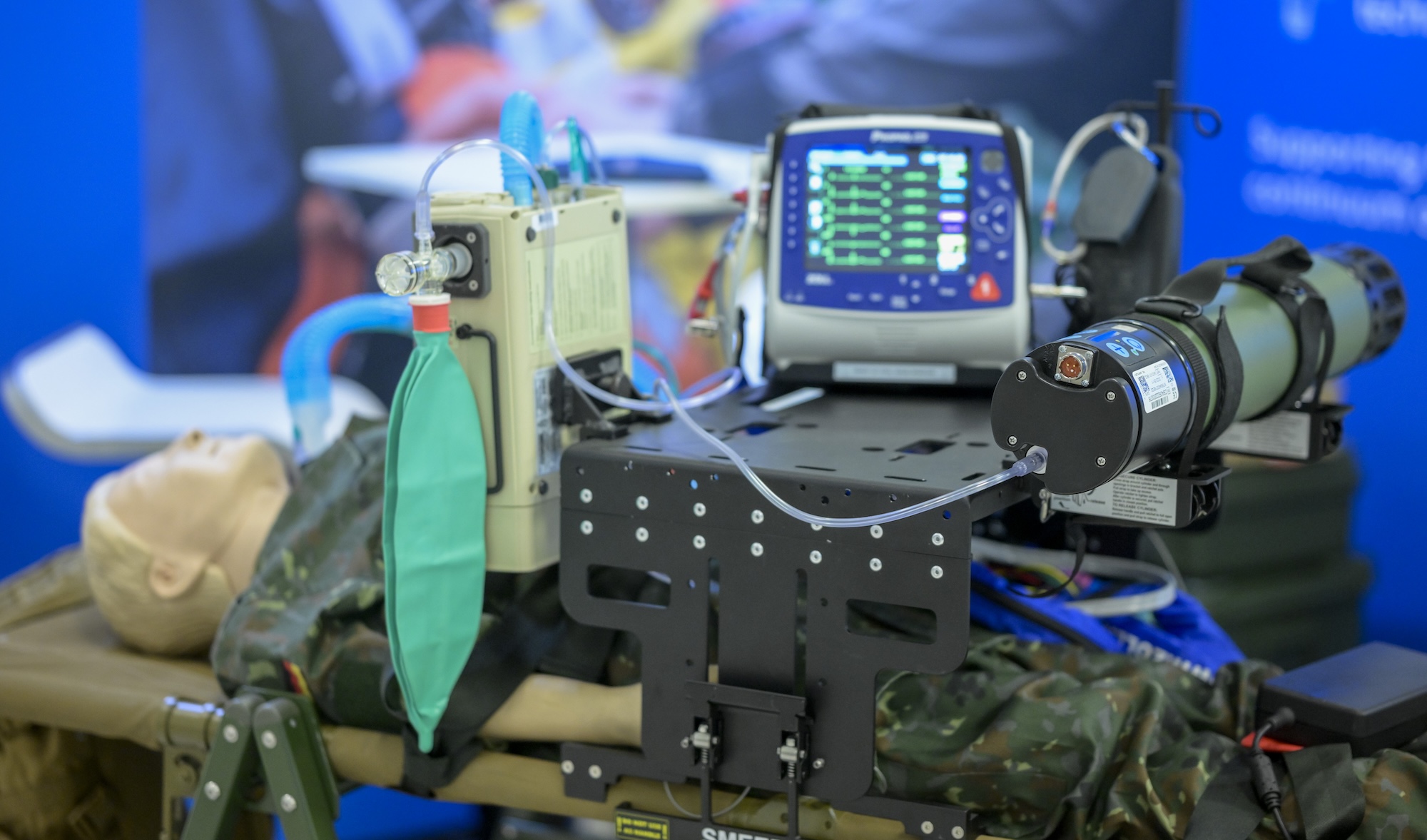 Auf der 13. DiMiMED Konferenz zeigte ZOLL sein mobiles Konzept für die Sauerstoffversorgung von Patienten im militärischen Kontext.