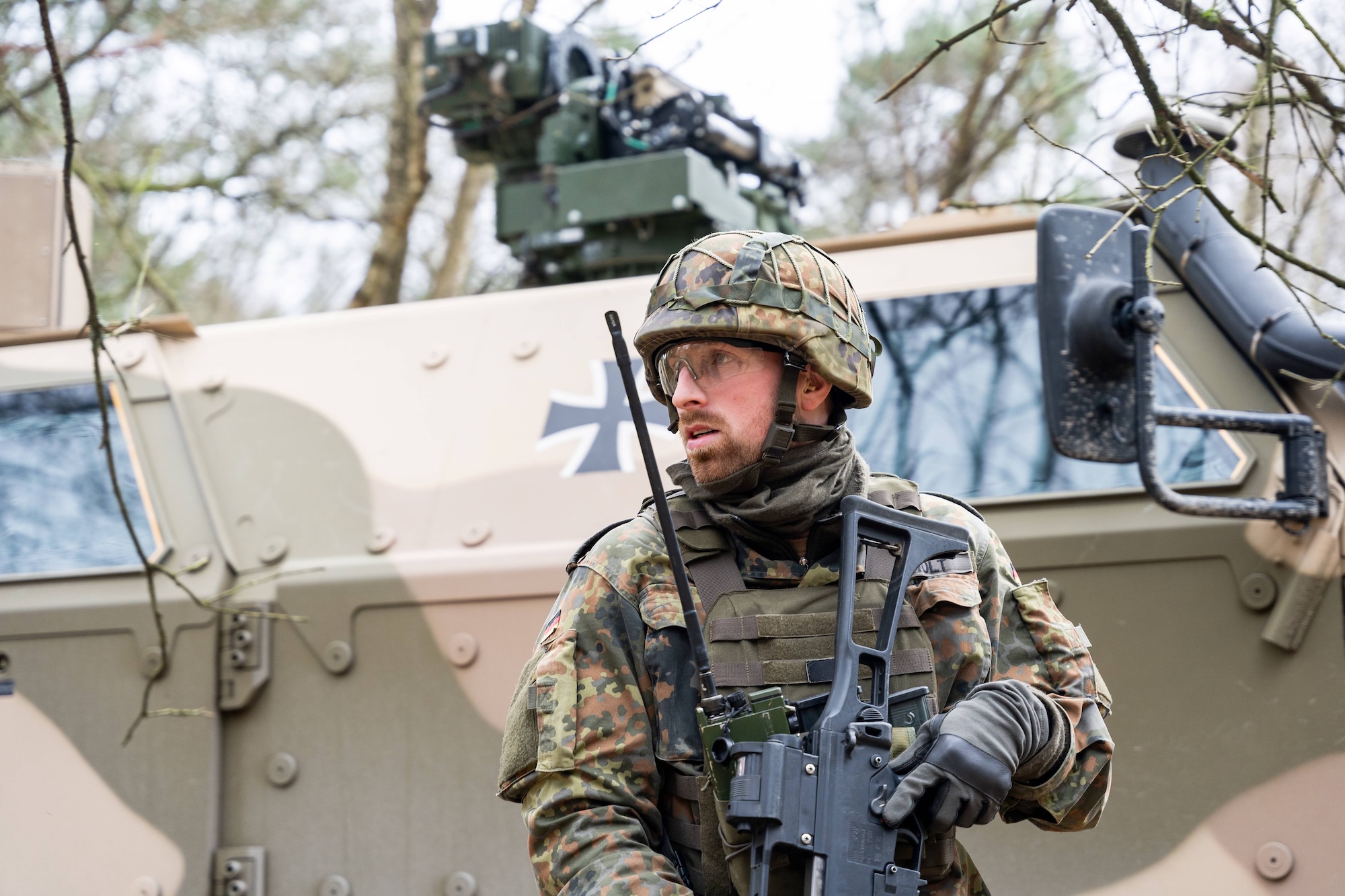 Tactical Psychological Operations Teams (TPT) unterstützen mit Gesprächsführung oder Lautsprecheraufrufen das Geschehen auf dem Gefechtsfeld.