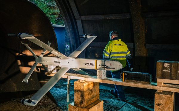 Demonstrationsaufbau des scharfen Schusses der "Kamikaze-Drohne" von STARK und TDW.