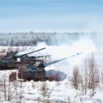 Zeitzünder: Panzerhaubitzen 2000 schießen scharf während einer Übung bei der Enhanced Forward Presence Battle Group in Rukla/Litauen.