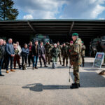 Der Verteidigungsausschuss des Deutschen Bundestages informierte sich in einer Auswärtigen Sitzung an der Panzertruppenschule in Munster über die Fähigkeiten und aktuellen Aufträge des Heeres.