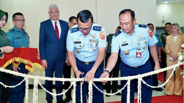 Einweihung des System Interoperability Kodal (SIK) Programms von SCYTALYS für die indonesischen Streitkräfte (TNI) im Beisein von Unternehmens-Präsident Dimitris Karantzavelos.