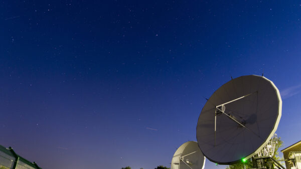 Rolle des Weltraums: Stationäre Satellitenkommunikation am Standort Gerolstein. Foto: Bundeswehr / Torsten Kraatz