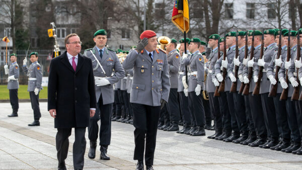 Verteidigungsminister Boris Pistorius will die Streitkräfte mit der Bundeswehrreform kriegstauglicher machen.