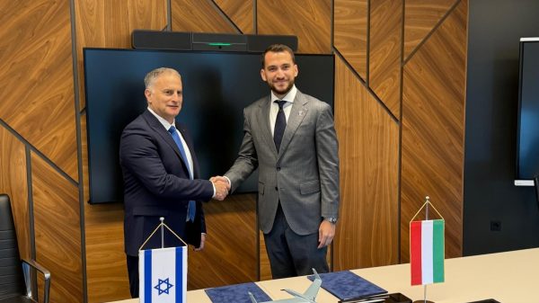 Das israelische Unternehmen Aeronautics und 4iG Space and Defence Technologies Zrt aus Ungarn gaben die Unterzeichnung einer strategischen Kooperationsvereinbarung bekannt.