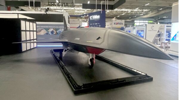 Das FURY-UCAV wird während der Paris Air Show erstmals in Europa in der aktuellsten Konfiguration gezeigt.