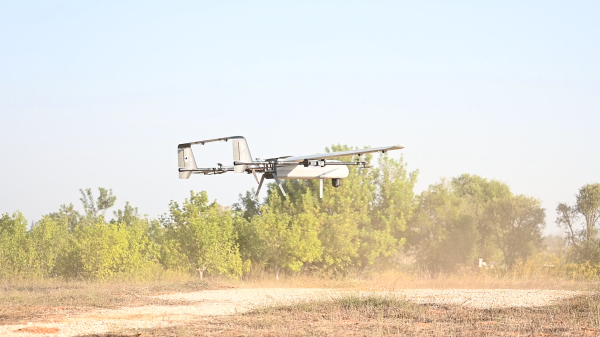 Der ROC ist ein 150 kg schweres, langlebiges VTOL-UAV für verschiedene Missionen.