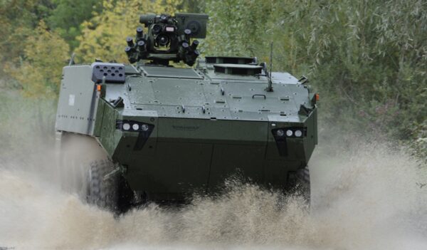 Neues Spähfahrzeug „Korsak“ auf Basis des Piranha 6x6