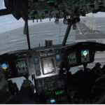 Simulatoren: Blick in einen Hubschrauber-Simulator von Indra. Künftig können taktische Szenare einfacher, realistischer und schneller als bisher erstellt werden. (Foto- Indra)