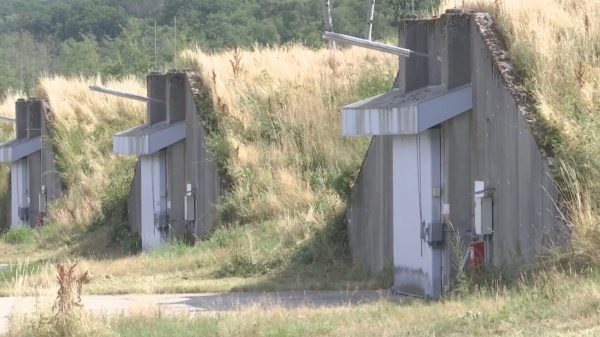 Mit dem Zukauf ist Rheinmetall unmittelbar in der Lage, mehr als 1 Million 155mm Projektile oder 500.000 Stück 155mm Full Shot dauerhaft einzulagern. Hier zu sehen das Munitionslager der Bundeswehr in Köppern.