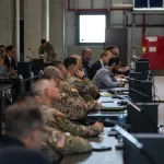 Das CMCC, das zum US-Zentralkommando (CENTCOM) gehört, wurde im Oktober 2025 gegründet, um humanitäre, logistische und sicherheitsbezogene Hilfe für den Gazastreifen zu koordinieren.