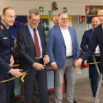 Eröffnungszeremonie des neuen Stützpunktes der HIL GmbH in der Luftwaffenkaserne Köln-Wahn.