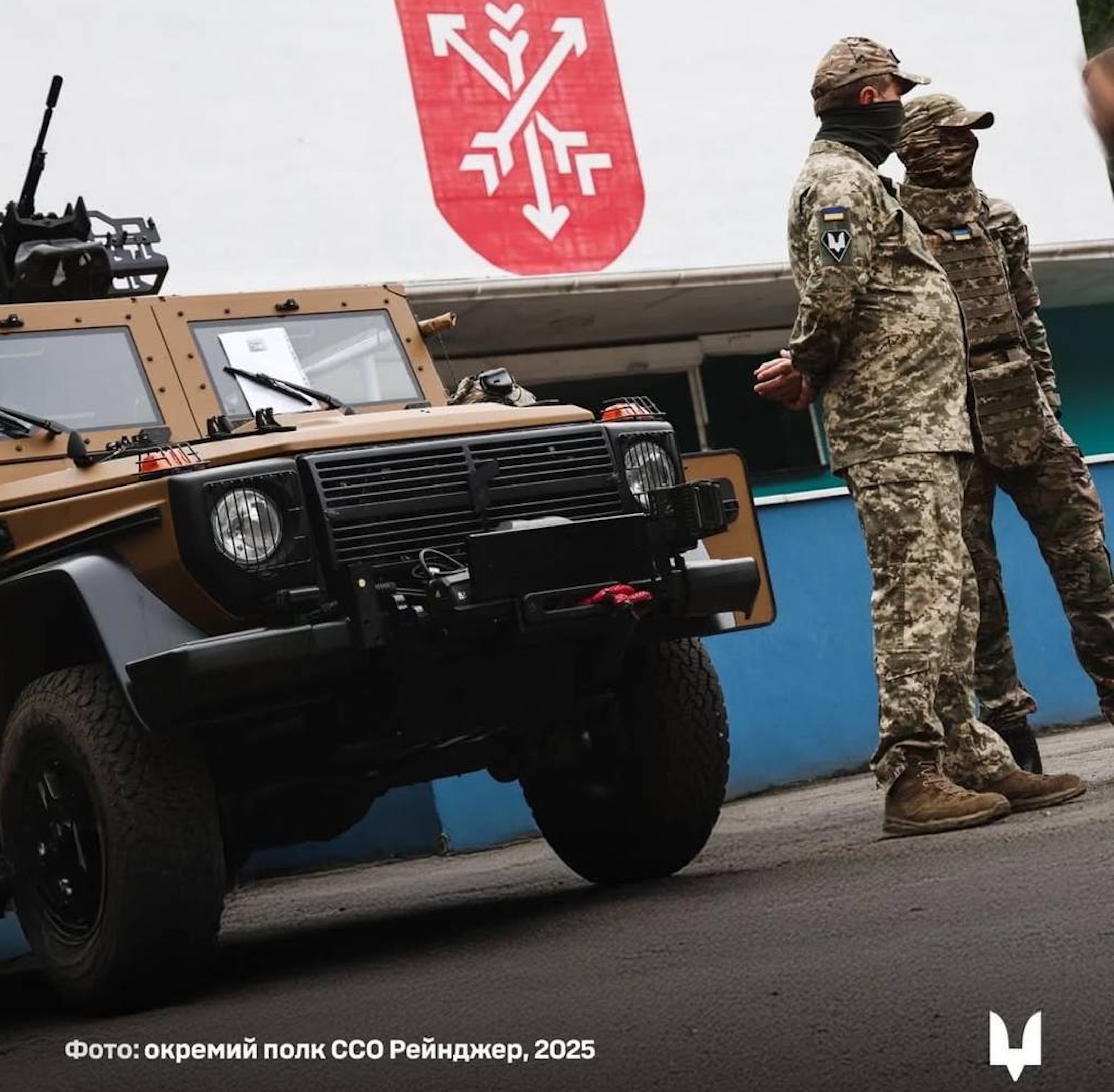 Der Caracal, den die Spezialkräfte der Ukraine zeigen, besitzt gegenüber der Version für die Bundeswehr einige Unterschiede.