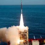 David's Sling dient als zentrale Verteidigungsstufe in Israels mehrschichtiger Luft- und Raketenabwehrarchitektur.