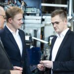 Die Firma ist ein Familienunternehmen. Vater Thomas Müchler (4. Generation, Beirat), Yanik Müchler (5. Generation, CEO) sowie sein Bruder Sven Müchler (5. Generation, CTO) (v.l.n.r.) (Alle Fotos: Wilh. Kämper)