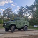 Das WOLF-Fahrzeug mit dem ferngesteuerten MANGART 25 Turm.