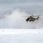 Forschung: Mehrzweckhubschrauber NH-90 landet nach Testflügen auf der Testrange in Vidsel/Schweden im Rahmen der Kälteerprobung Artic Trial. Foto: Bundeswehr / Marco Dorow