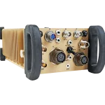 Der L3Harris ROVER 6Sc Transceiver wurde für den Luft-, Land- und Seeeinsätze entwickelt und liefert Echtzeit-Full-Motion-Video (FMV) und andere Netzwerkdaten für Situationsbewusstsein, Zielerfassung, Bewertung von Gefechtsschäden, Überwachung, Weiterleitung, Konvoi-Überwachungsoperationen und andere Situationen, in denen ein Blick auf das Ziel erforderlich ist. (Alle Fotos: L3H)