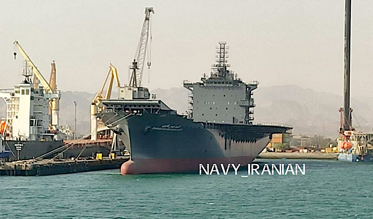 Der iranische Drohnenträger Shahid Bagheri kurz vor der Fertigstellung seines Umbaus. Der X-Kanal @Navy_Iranian leakte Bilder aus Bandar Abbas im Mai 2024.