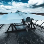 Drohne mit der Fähigkeit zum Langstreckenangriff, auch wenn eine Satellitennavigation nicht zur Verfügung steht. Der Hersteller gibt die Reichweite mit ca. 1.600 km an. (Foto: Auterion)