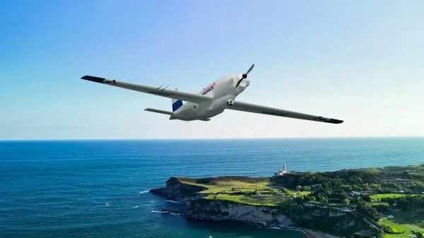 Die Langstrecken-Drohne „Black Swan“ von Dronamics