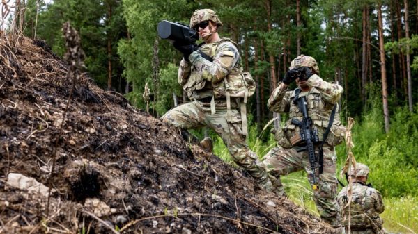 Asia Group: DroneShield DroneGun Mk4 im Einsatz bei einer Übung der U.S. Army. (Foto- US DoD)