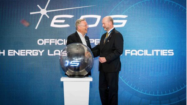 EOS hat am 6. Januar 2026 offiziell seinen neuen Standort in SIngapur eröffnet.