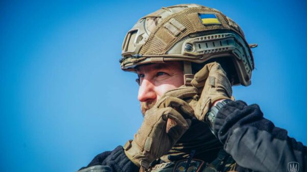 Erhält bald russisches Geld zur Finanzierung von Munition und Waffen: Soldat der ukrainischen Rubizh Brigade