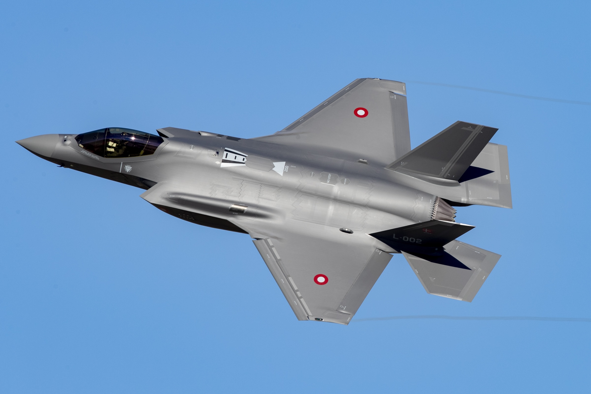 Die erste dänische F-35 bei ihrem Erstflug im März 2021.