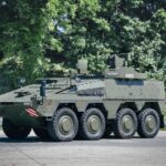 KNDS Deutschland und EuroTrophy haben den ersten Boxer mit dem aktiven Schutzsystem Trophy des israelischen Unternehmens Rafael vorgestellt.