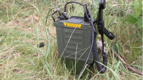 Funkgeräte: Falcon III AN:PRC-160(V) Wideband HF:VHF Manpack Radio. (Foto- DSK)2