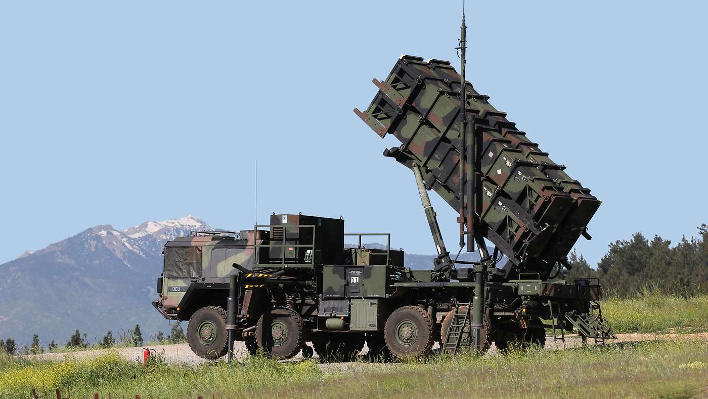 NATO-Luftverteidigung: Flugabwehrraketensystem des Typs Patriot 2015 im Einsatz bei Active Fence Turkey in Kahramanmaras. Bundewehr/AF Turkey 2015