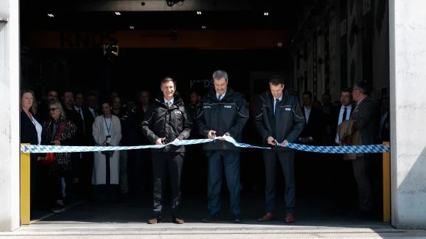 Eröffnung der neuen BOXER-Produktion (v.l.): Jan Reblin, Markus Söder und Florian Hohenwarter.