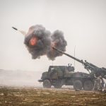 Französische CAESAR-Artilleriesysteme könnten demnächst für Bulgarien unter Vertrag gehen. Zur Unterstützung der Versorgung der bulgarischen Streitkräfte mit Artilleriemunition investiert Rheinmetall nun eine Milliarde in eine entsprechende Fabrik.