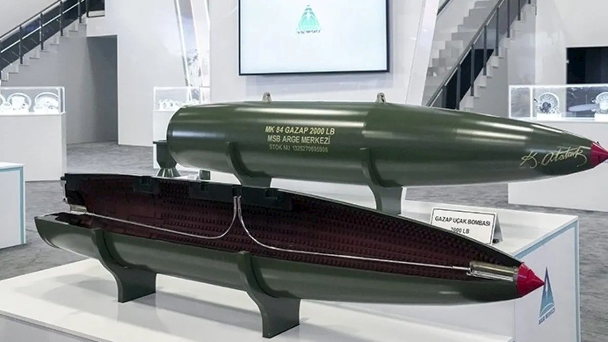 Die auf der Isgtanbuler Rüstungsmesse vorgestellte GAZAP-Bombe.