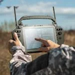 Getac CommandCore: robuste und hochfunktionale Drohnenkontrollstation für den Einsatz in rauen Umgebungen.