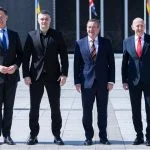 120.000 Drohnen: Nahmen am 34. Treffen der fast 50 Staaten umfassenden Ukraine Defence Contact Group in Berlin teil (v.l.n.r.): NATO-Generalsekretär Mark Rutte, der ukrainische Verteidigungsminister Mykhailo Fedorov, der gastgebende deutsche Verteidigungsminister Boris Pistorius und der britische Verteidigungsminister John Healey.