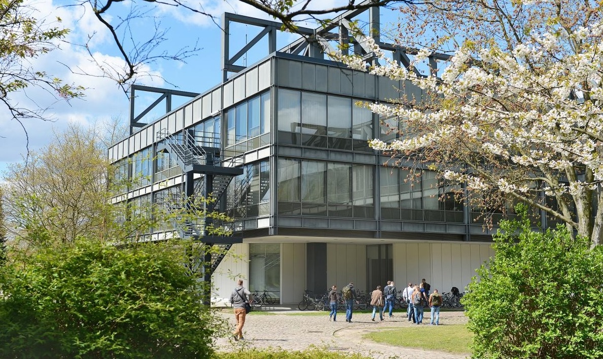 Forscherinnen und Forscher diskutieren, wie Konflikte eskalieren - und wie sie sich eindämmen lassen: Helmut Schmidt Universität der Bundeswehr in Hamburg.