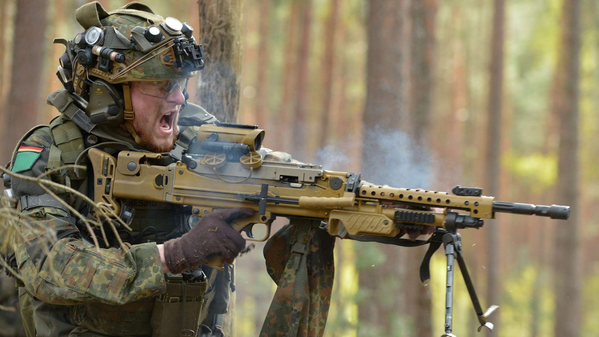 Das MG5 von Heckler und Koch ist bereits in der Truppe im Einsatz. Jetzt wurde Exemplar Nummer 15.000 an die Bundeswehr übergeben.