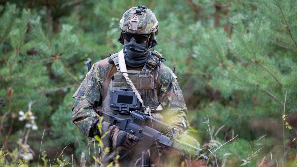 Die Bundeswehr hat bei Rheinmetall weitere Soldatensysteme IdZ-ES abgerufen.