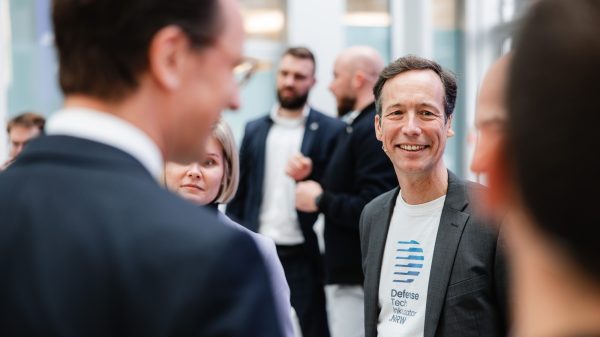 Setzt sich für Startups ein: Dr.-Ing. Klemens Gaida, Gründer und Geschäftsführer von 1stMOVER, beim Auftakt des DefenseTech-Inkubator.NRW in Düsseldorf.