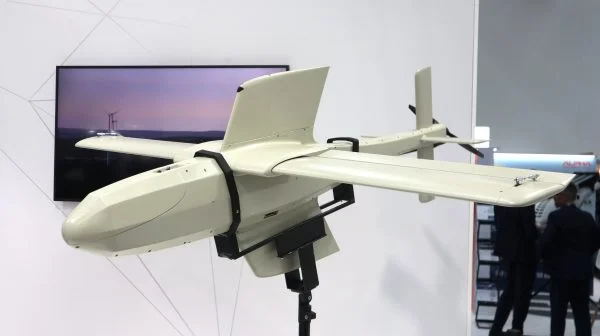 XPONENTIAL Europe: Rheinmetall zeigt Gesamtsystem bestehend auch aus der neuen Loitering Munition FV-014.