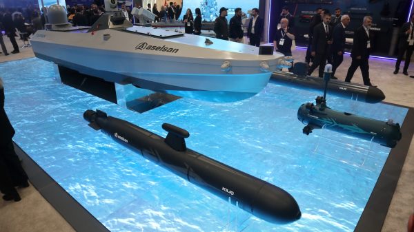 ASELSAN nutzt die laufende SAHA, um gleich drei unbemannte Angriffssysteme für maritime Einsätze vorzustellen.