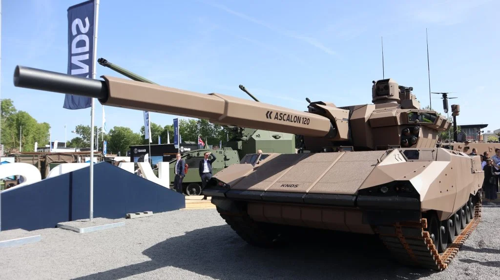 CAPINT stellt eine „Brückenfähigkeit“ zwischen den Kampfpanzern der aktuellen Generation und denjenigen dar, die aus dem MGCS-Programm der nächsten Generation hervorgehen werden.
