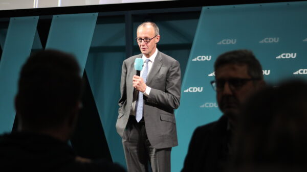 Westliche Waffen: Bundeskanzler Friedrich Merz hier bei einem Wahlkampfauftritt im Februar.