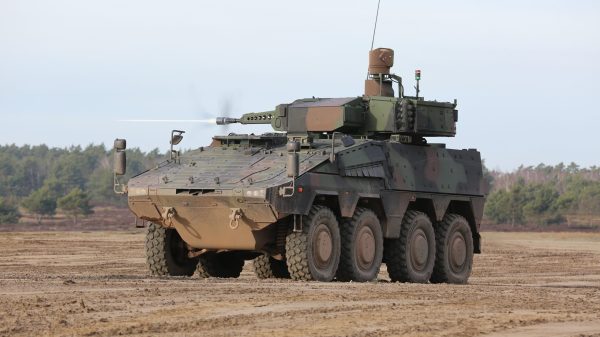 Der Radschützenpanzer Schakal: Ein Boxer mit Puma-Turm.
